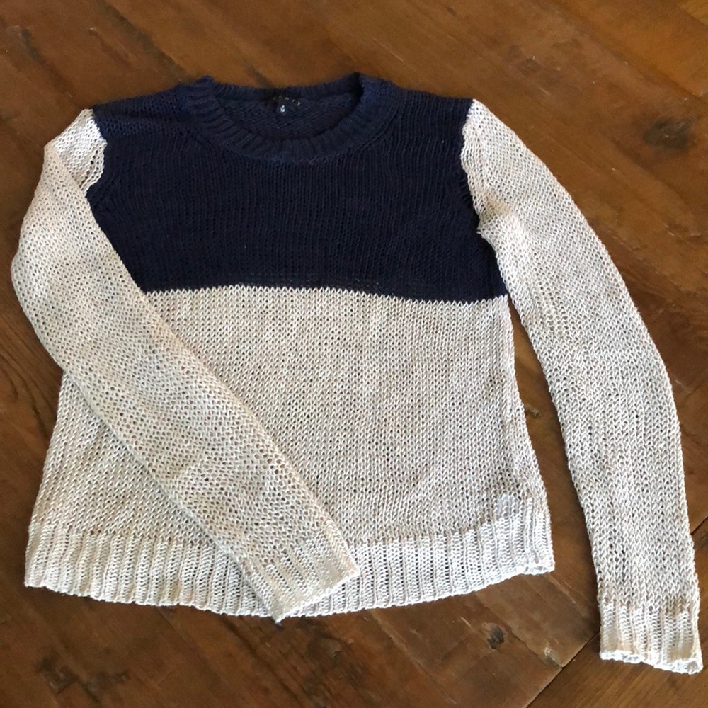 Theory linen navy and cream colorblock sweater size P or XS